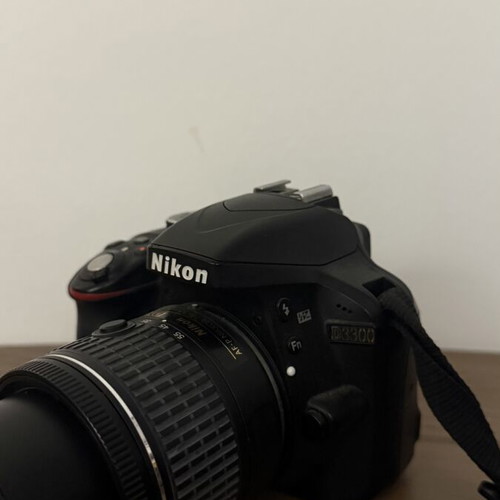 Nikon D3300 DSLR camera like new