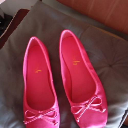 Ballerinas like new, silk quality, size 37, red and pink
