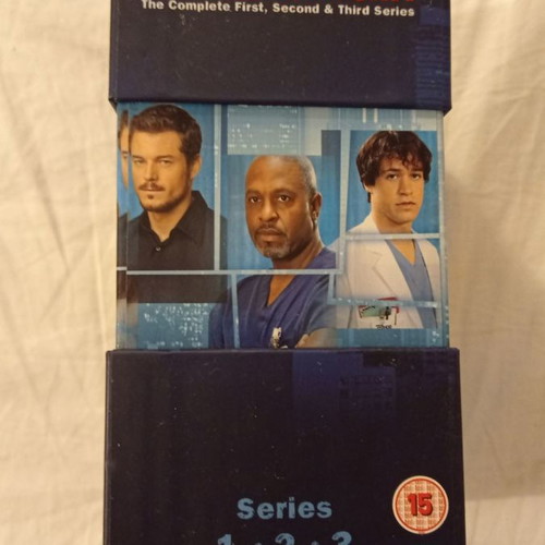 Grey's Anatomy DVD употребяван, сезони 1, 2 и 3 в комплект