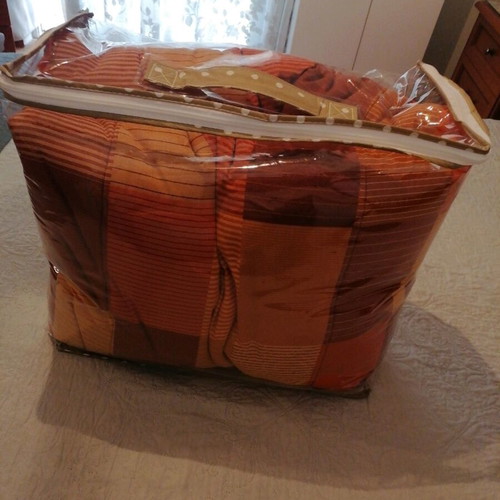 Double quilt used, 2.50x2.00, reversible, cotton