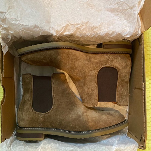 Clarks Jaxen Chelsea boots taupe suede new, size 41