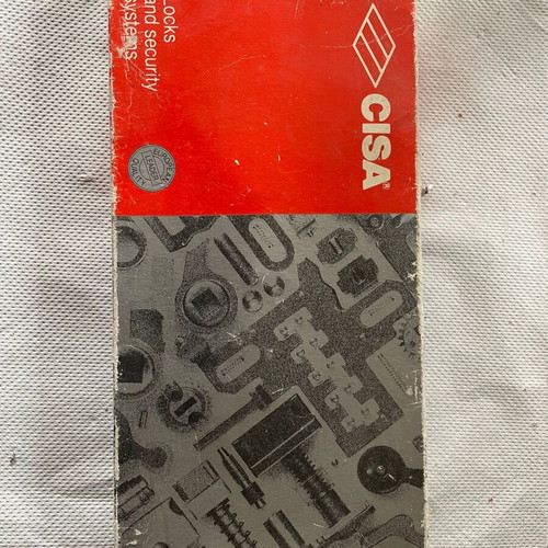 Cisa 570-50-0-28 lock used with 1 key