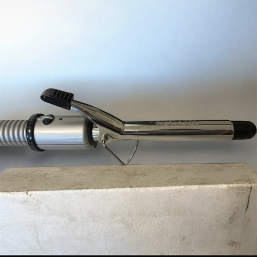 Revlon curling iron used with natural wear, versatile curls