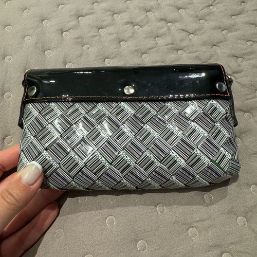 Crossbody bag original with strap in excellent condition