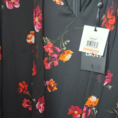 DKNY dress new with floral print and -  75,00 - Vendora.cy