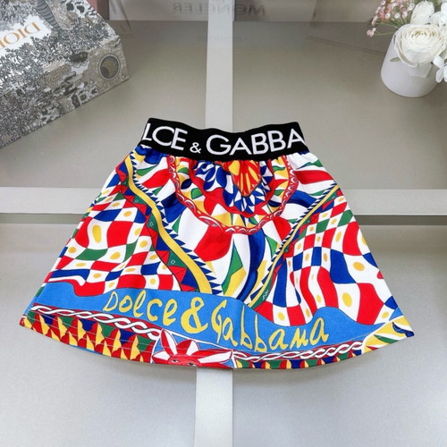 Kids skirt and t-shirt set new