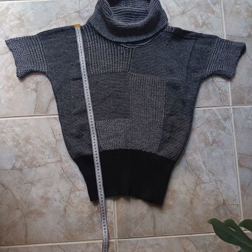 Turtleneck sweater new, size M, black and gray