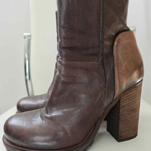 Vic leather boots, brown, size 39.5