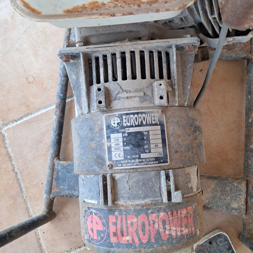 Honda 5.5 generator used, petrol, needs base replacement and service