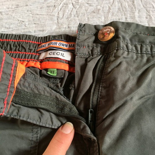 Cecil Y2K Khaki Mini Skirt Size S Like New