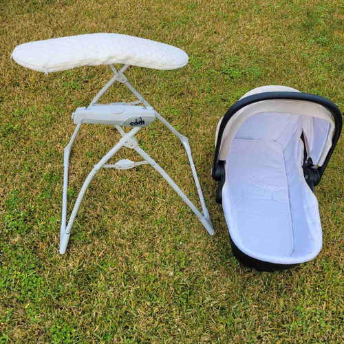 Cam baby bassinet with stand used