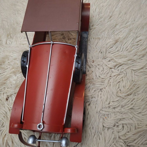 Metal decorative car used red 40x14 cm