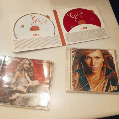 CDs like new, set of 4