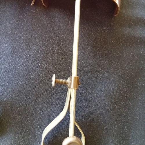 Club shoe stretchers France size 4 gold color