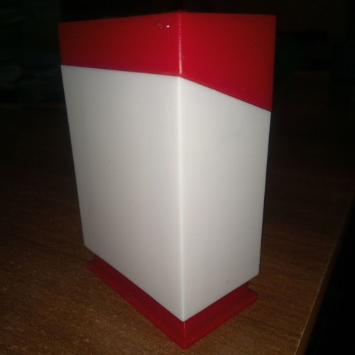 Marlboro toothpick holder new, original and hygienic
