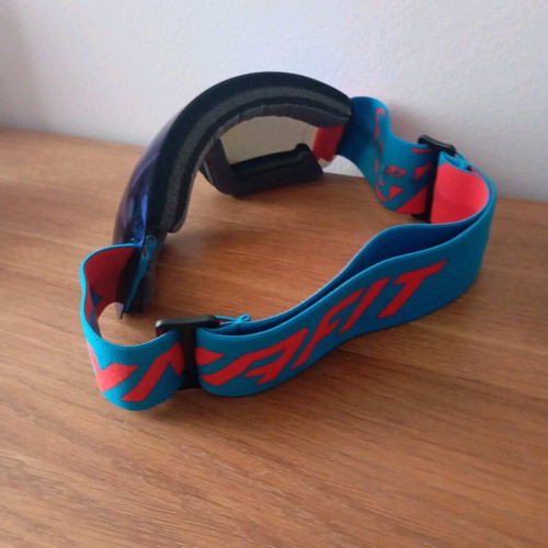 Dynafit ski goggles new with anti-fog lens