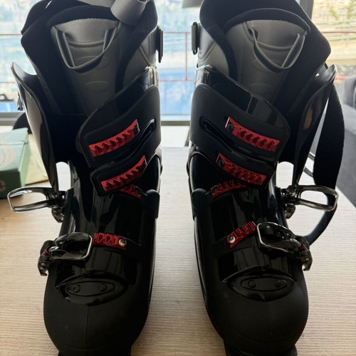 Rossignol Exalt X Ski Boots like new with carrying bag
