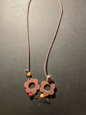 Necklace like new