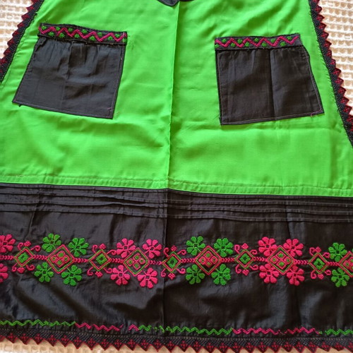 Vintage handmade embroidered traditional apron from 1950 like new
