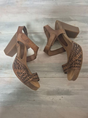 Yokono sandals size 40 used, brown with thick heel