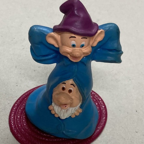 Disney Snow White plastic figure Dopey & Sneezy In good condition Price 4.50 Euros