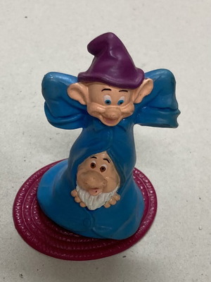 Disney Snow White plastic figure Dopey & Sneezy In good condition Price 4.50 Euros