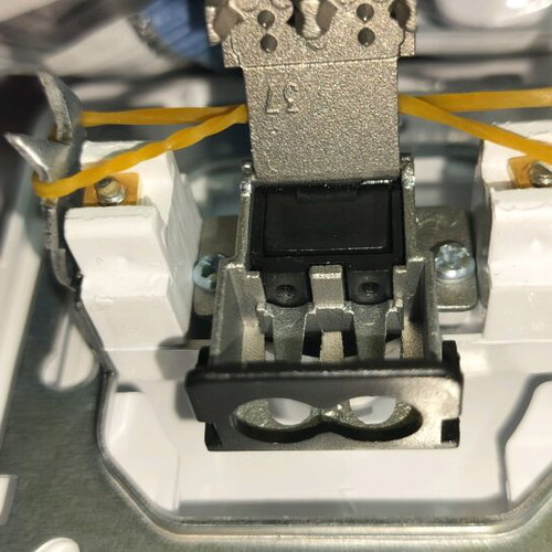 TV pass-through sockets new, easy installation