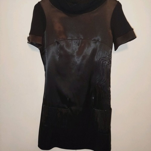 Black satin short-sleeve dress like new