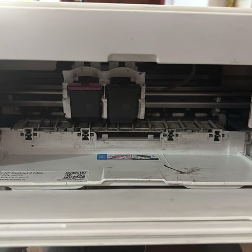 HP DeskJet 2700 All-in-One printer like new with USB and WiFi