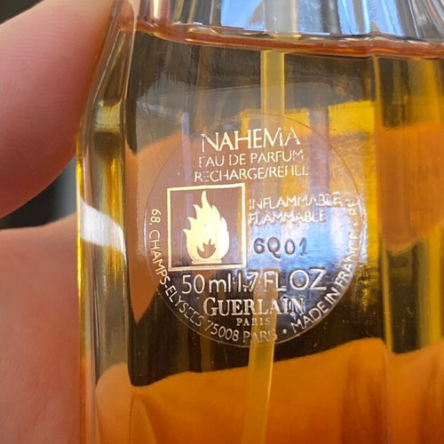 Guerlain Nahema Eau de Parfum 50 мл пълнител като нов