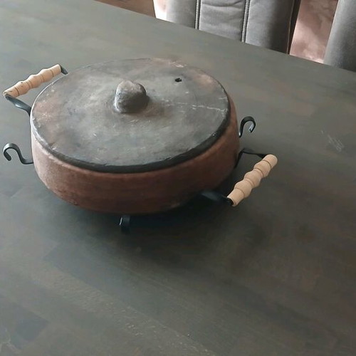 Satch ceramic cooking pot new, handmade