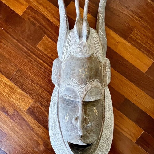 Handmade woodcarved mask used from Africa 75x26