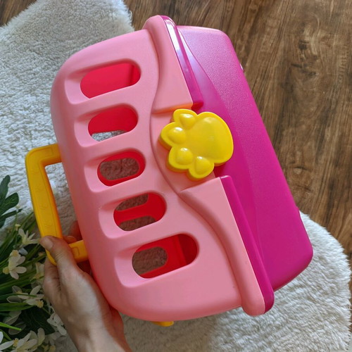 Pet box toy, plastic playhouse for puppy or kitten