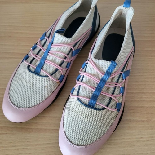 Escada Sport leather athletic shoes like new, size 39, white and pink