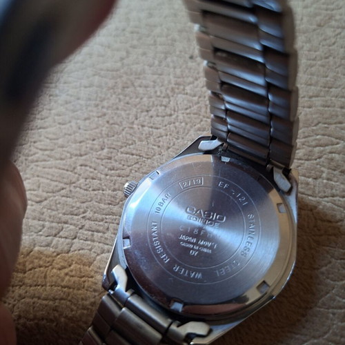 Casio Edifice EF-121D-1AVEG wristwatch, silver