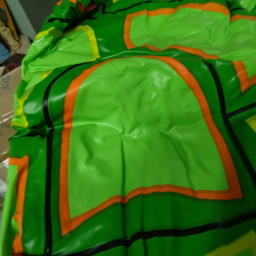 Inflatable sea turtle toy with handles