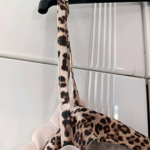 Midi dress animal print H&M like new, asymmetric