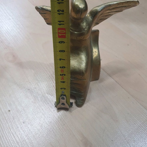 Sculpture by G. Georgiadis used