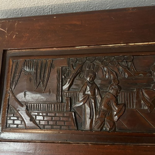Vintage Chinese camphor wood chest with carved decorations