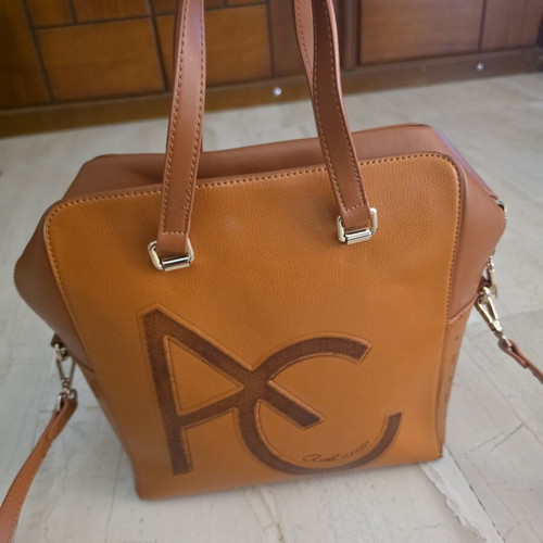 Axel bag