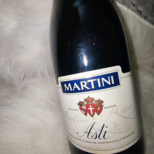 Collectible drinks used, pack with liqueur, vodka, sparkling wines