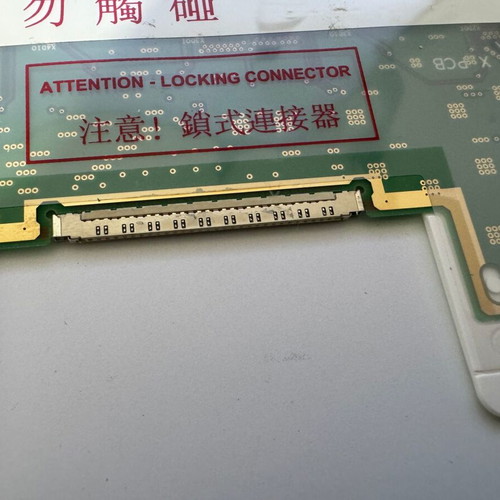 Laptop Screen AUO B170PW03 V4 17.0" CCFL LCD 30 PIN used, scratched