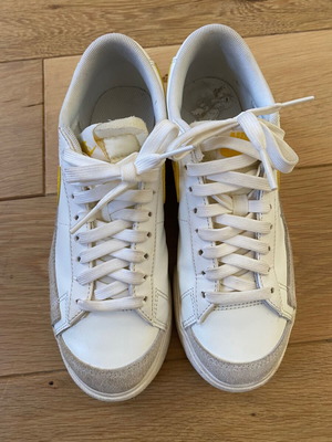Nike αθλητικά σαν καινούργια με διπλή σόλα μέγεθος 38