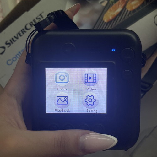Instant camera with 32GB memory card used, printing issue