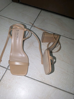 Nude heels Simmi London size 37 like new, 8 cm heel