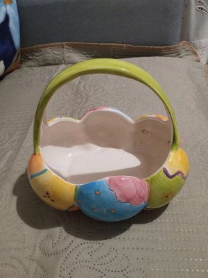 Decorative basket used in good condition