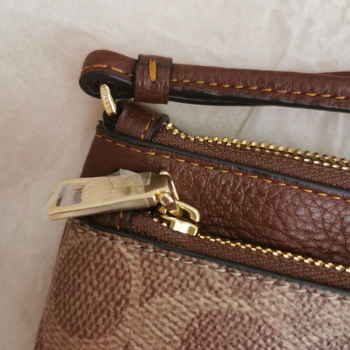 Coach Double Zip Wristlet bag new, tan brown