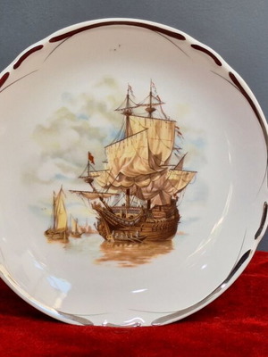 Porcelain plate with sailing ship, Chengteh Chinaware Co. LTD