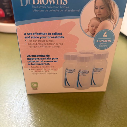Dr Brown's breastmilk collection bottles new, set of 4