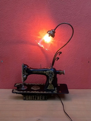 Table lamp sewing machine, industrial rustic decoration, E14 socket